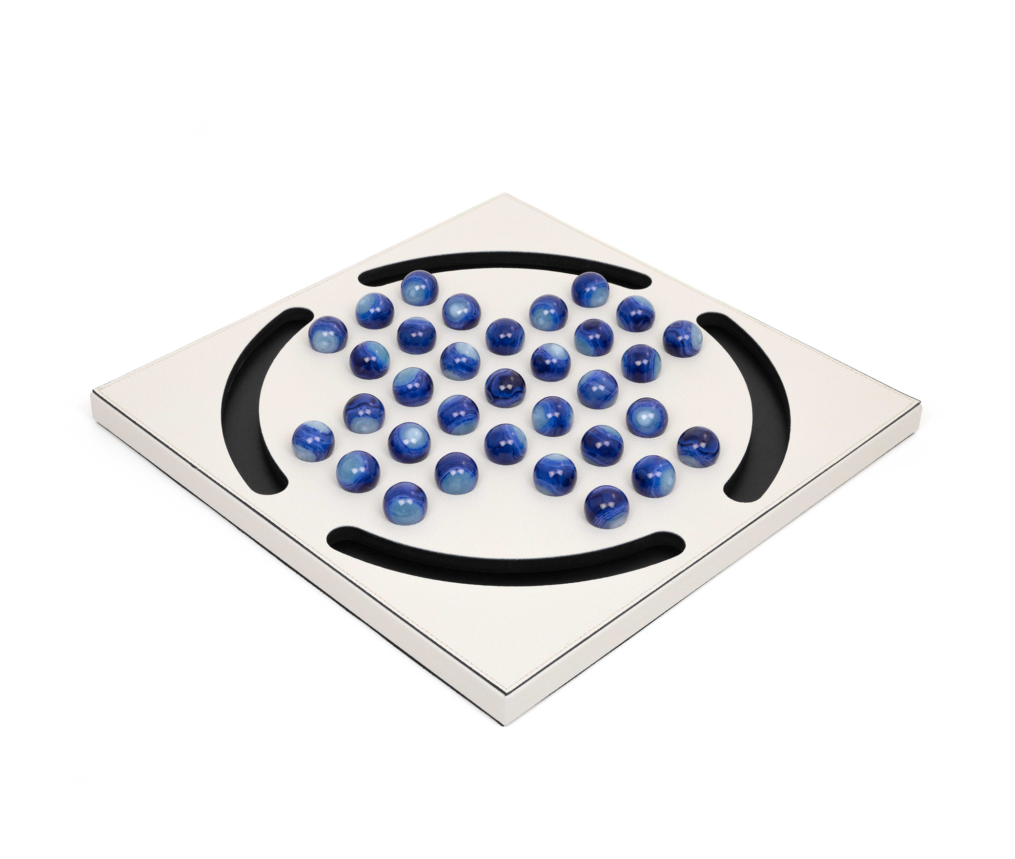 Pinetti Peg Solitaire with Blue Pawns